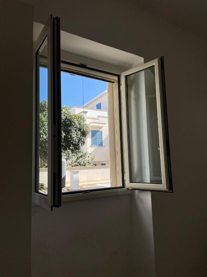 Villa Ticia A 100 Metri Dalla Spiaggia Con Parcheggio Privato Lido Marini Buitenkant foto