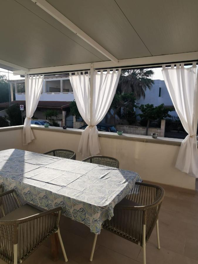 Villa Ticia A 100 Metri Dalla Spiaggia Con Parcheggio Privato Lido Marini Buitenkant foto