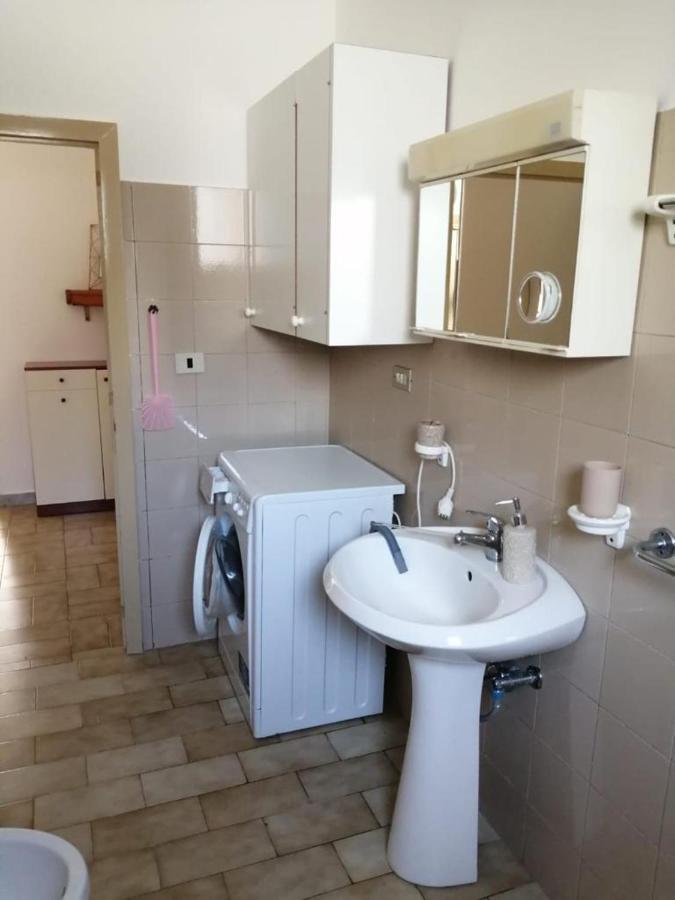 Villa Ticia A 100 Metri Dalla Spiaggia Con Parcheggio Privato Lido Marini Buitenkant foto